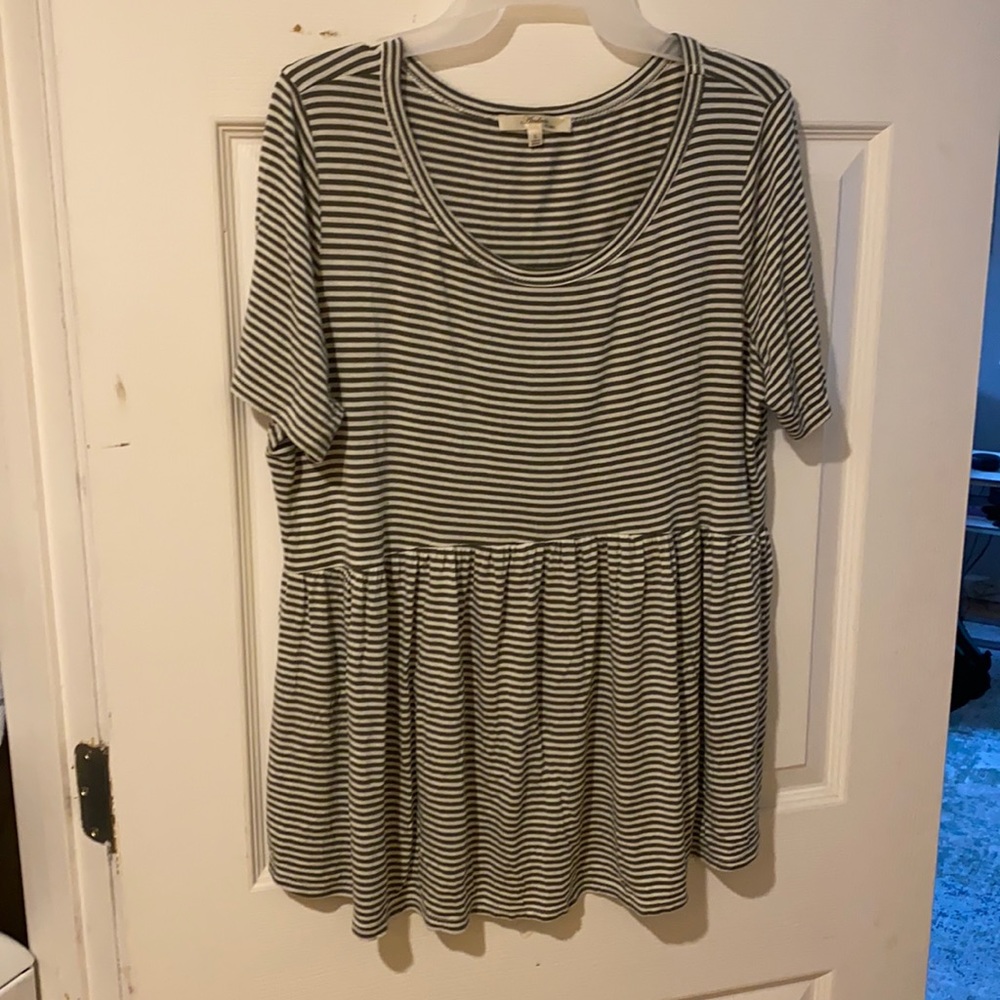 Andree by Unit brand. Size L. Olive and white striped